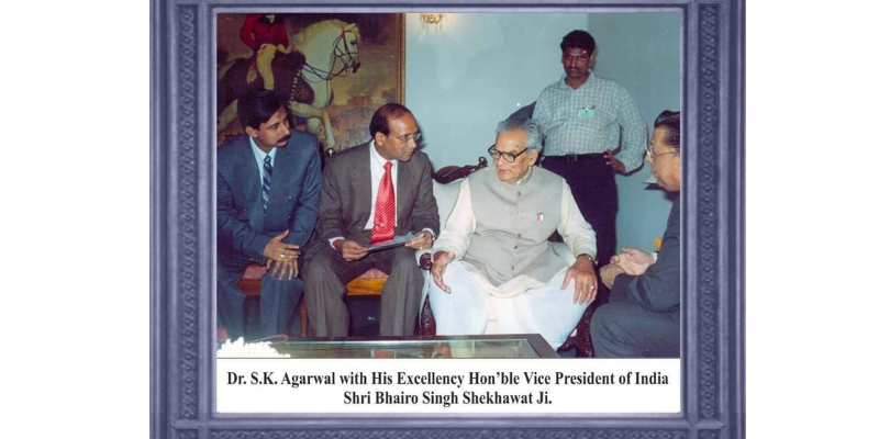 Dr. Suresh Kumar Agarwal